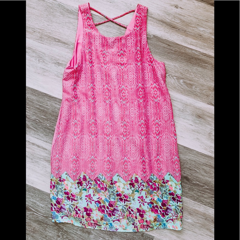 Evenly pink pattern dress